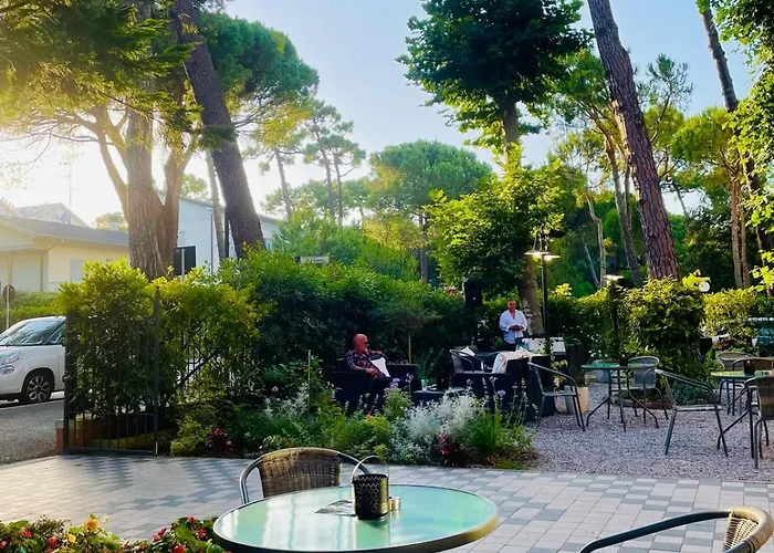 Des Bains Hotel B&B 3*