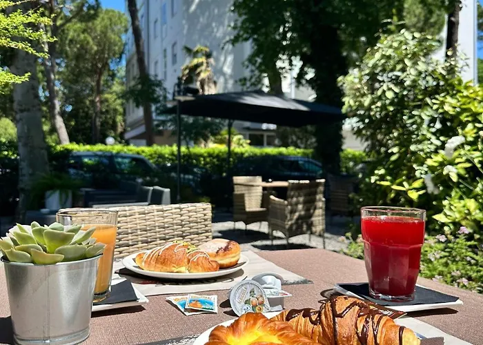 Szálloda Des Bains Hotel B&B Milano Marittima